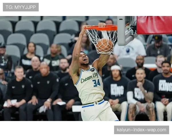 森林狼三方交易腾出2100万空间,为后续追逐字母哥或哈登埋下伏笔 森林狼三方交易腾出2100万空间,为后续追逐字母哥或哈登埋下伏笔